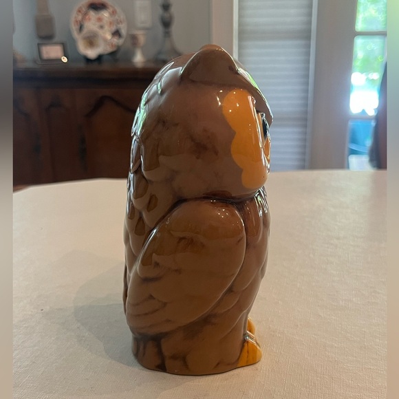 Sold Vintage ceramic orange and brown big eyed owl figurine. Super cute! - Picture 4 of 7
